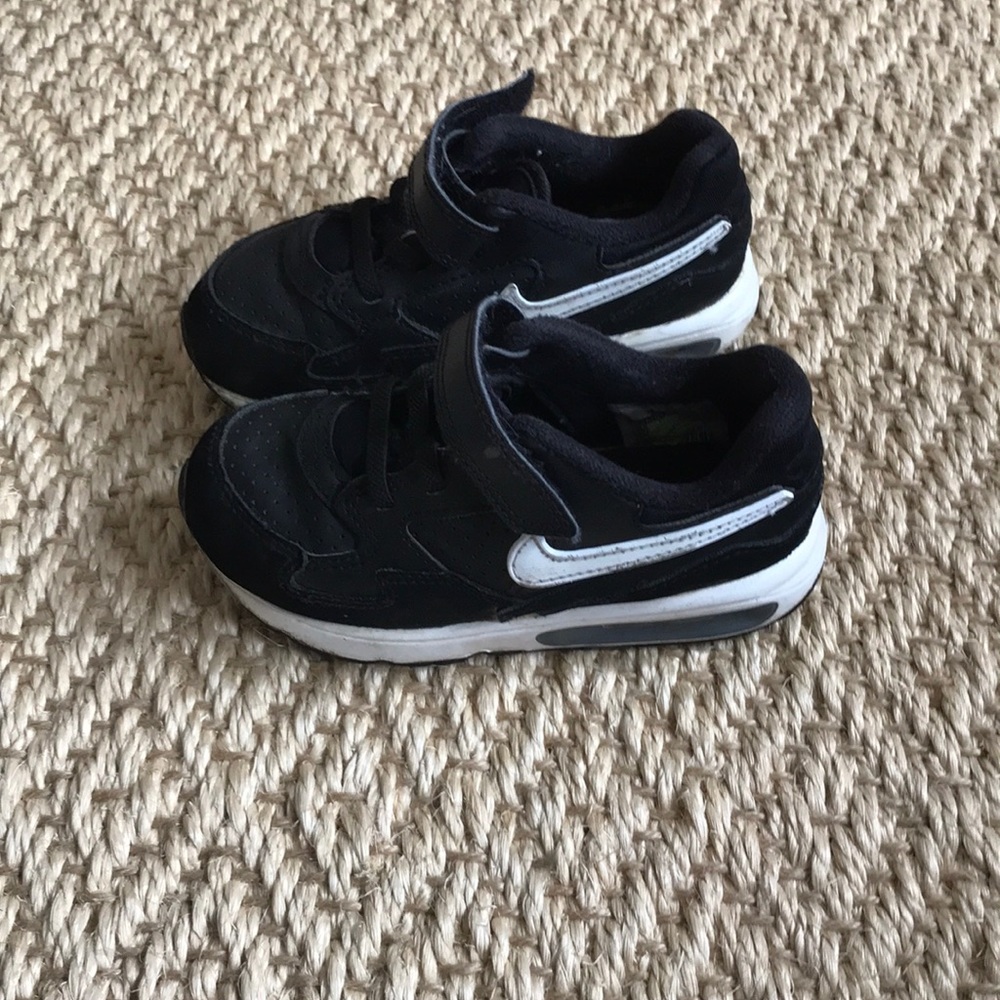 Nike Air Max Sneakers